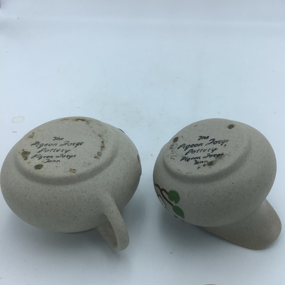 Pigeon Forge Pottery Creamer and Sugar - Picture 7 of 9